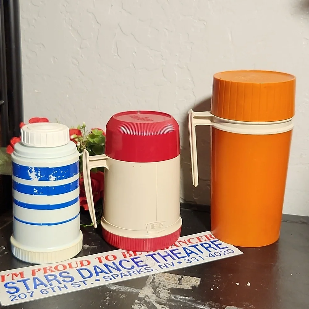 THERMO Vintage Thermoses 3